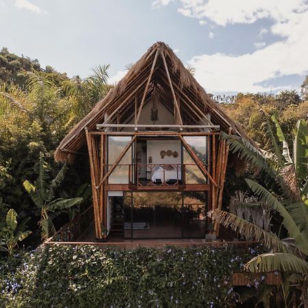 Ibuku Hotel Guatape - Chalets Экстерьер фото