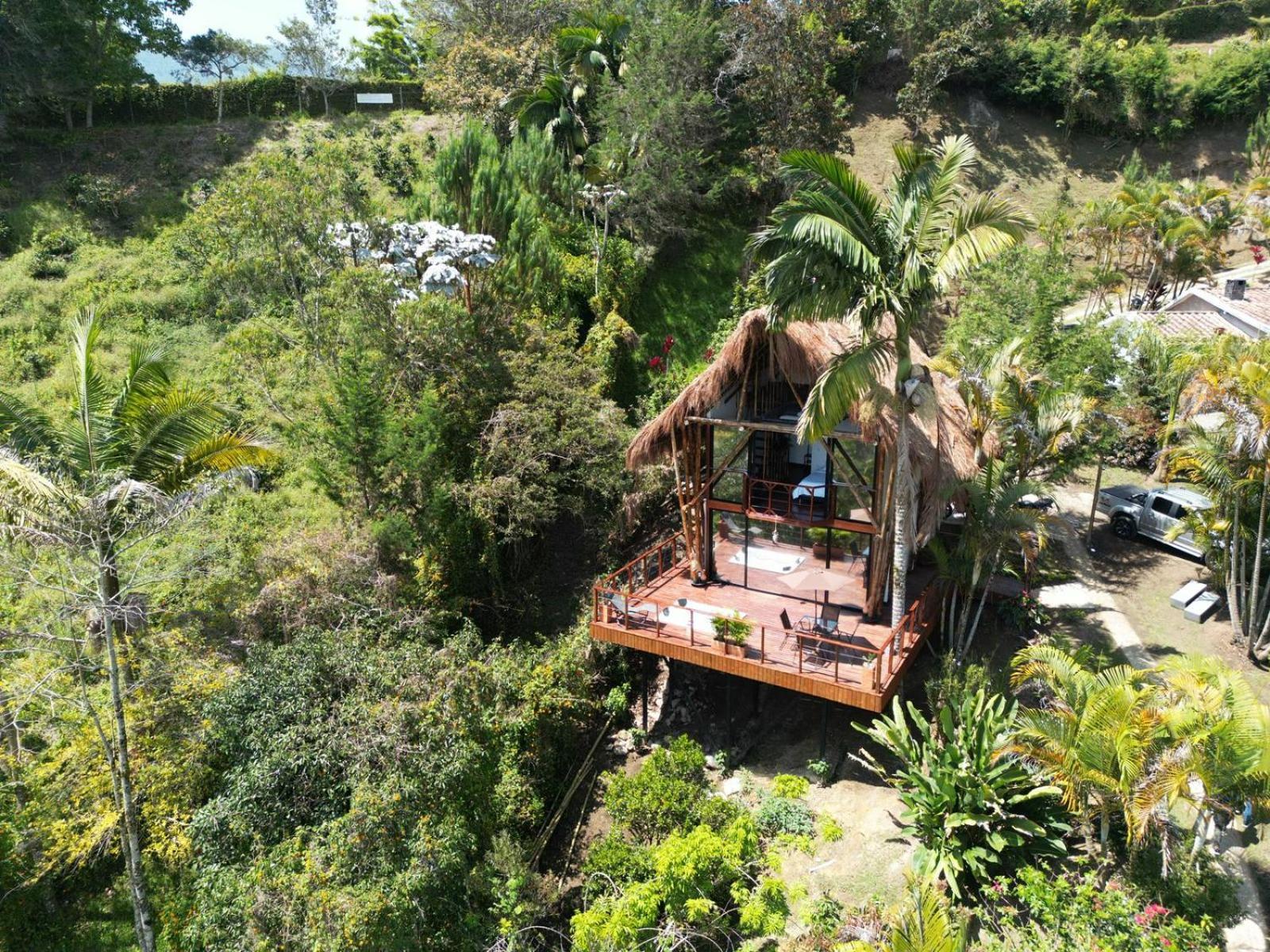 Ibuku Hotel Guatape - Chalets Экстерьер фото