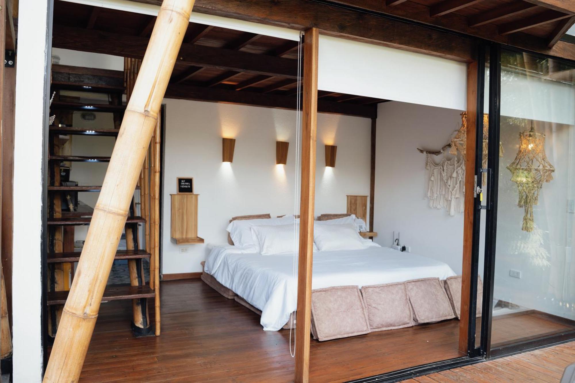 Ibuku Hotel Guatape - Chalets Номер фото