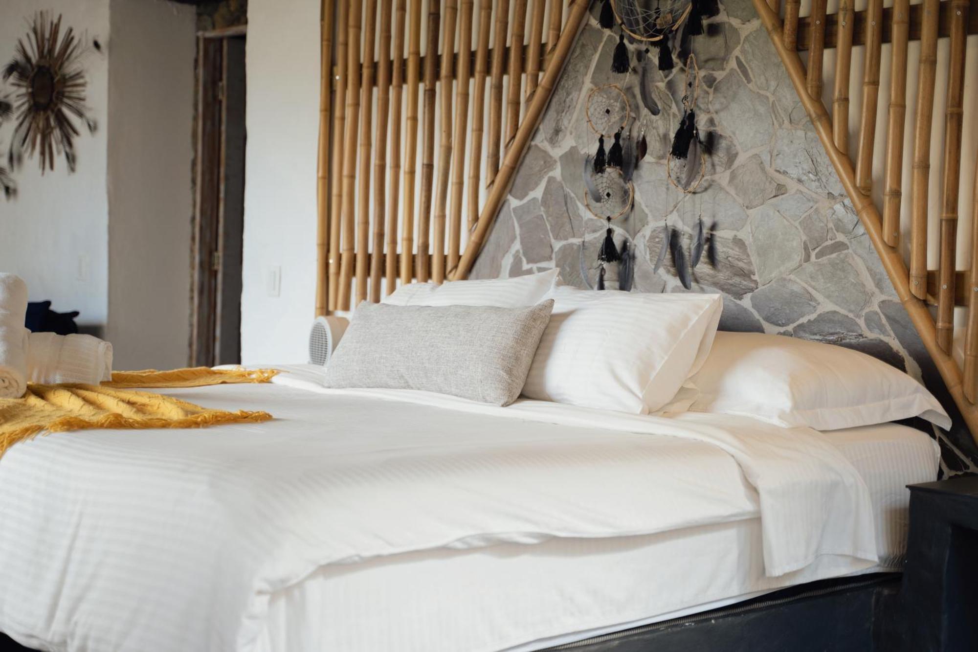 Ibuku Hotel Guatape - Chalets Номер фото