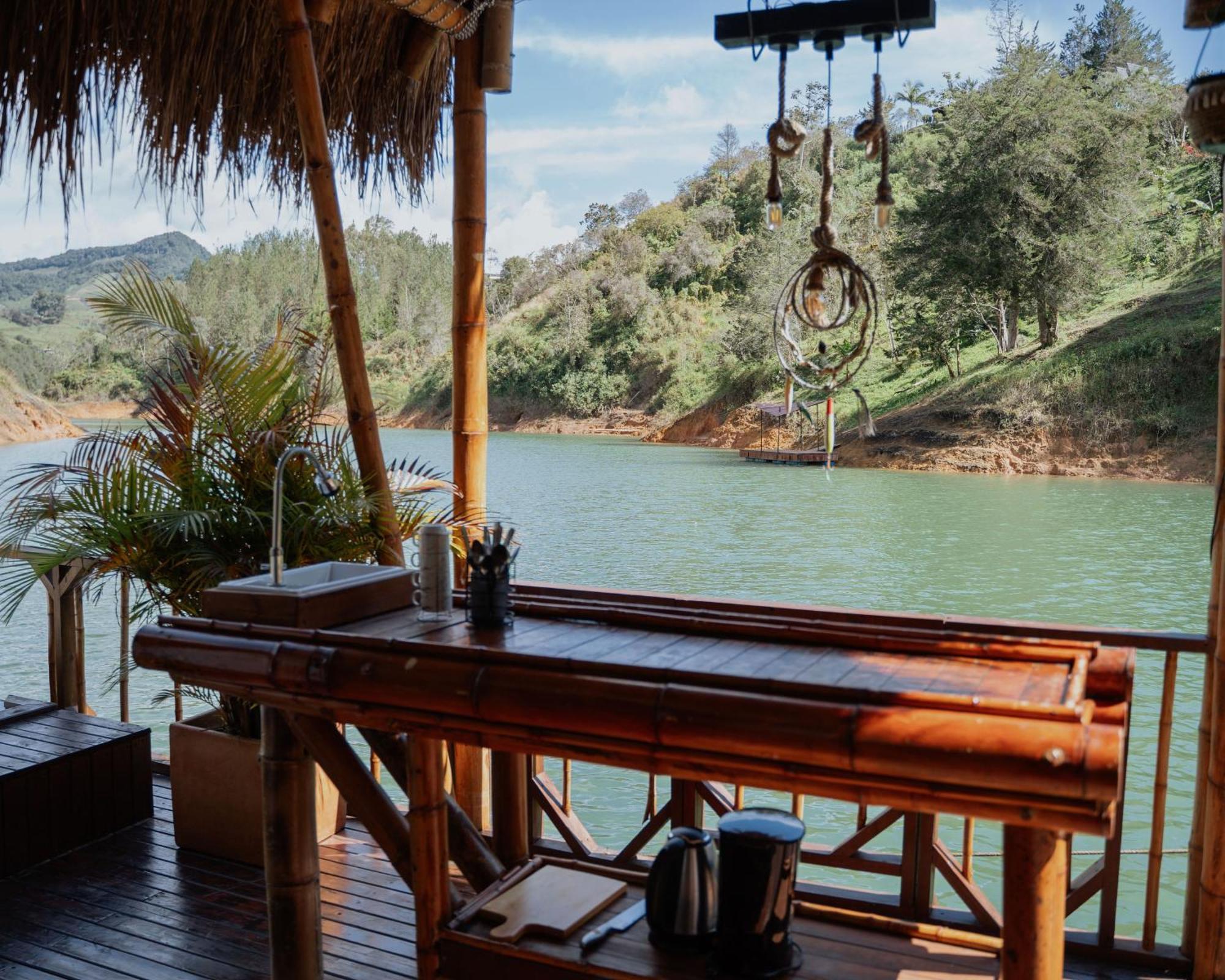 Ibuku Hotel Guatape - Chalets Номер фото